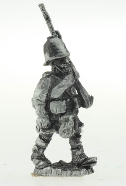 BIC-C169 - Scottish infantry marching, wearing kilt 1879-80