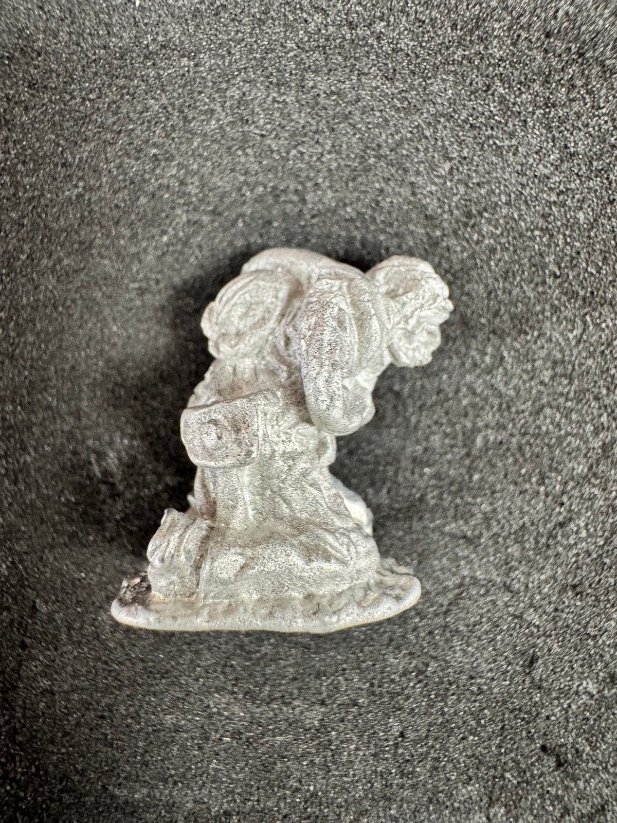 BIC-W002 - Infantry crouching wounded
