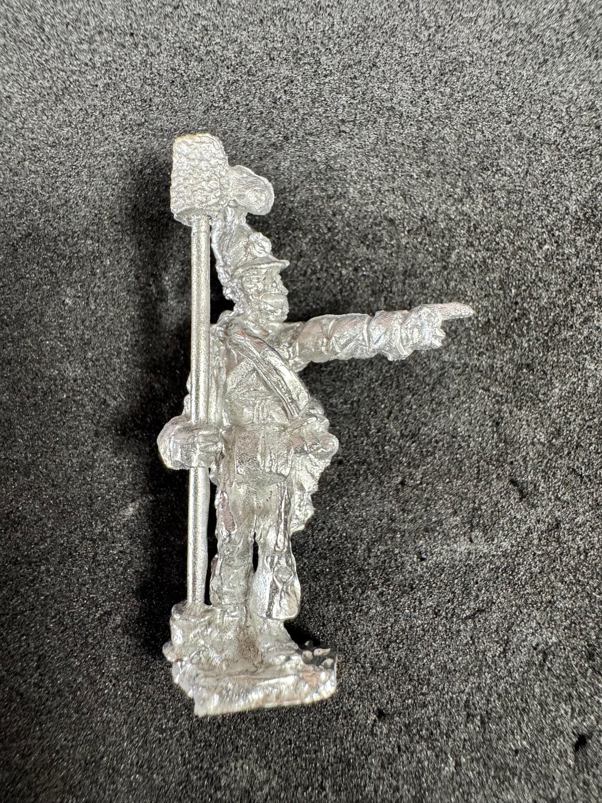 BIC-W015 - Artillery with rammer