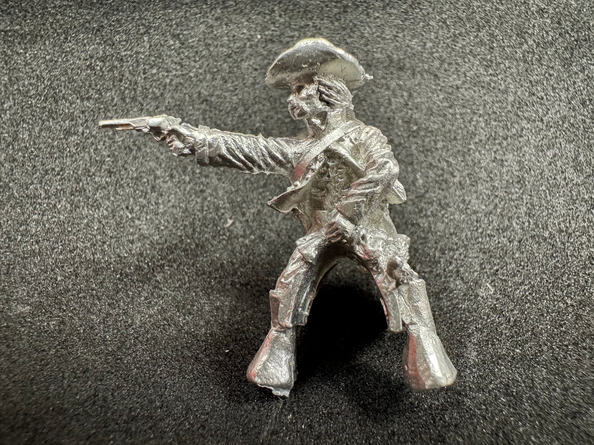 BIC-ACC005 - Trooper firing, slouch hat