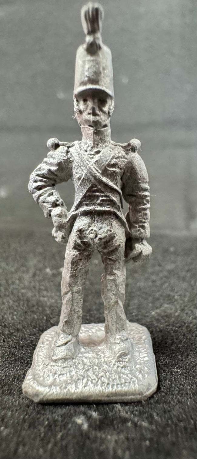 BIC-BN029 - Foot Artillery standing, stovepipe shako