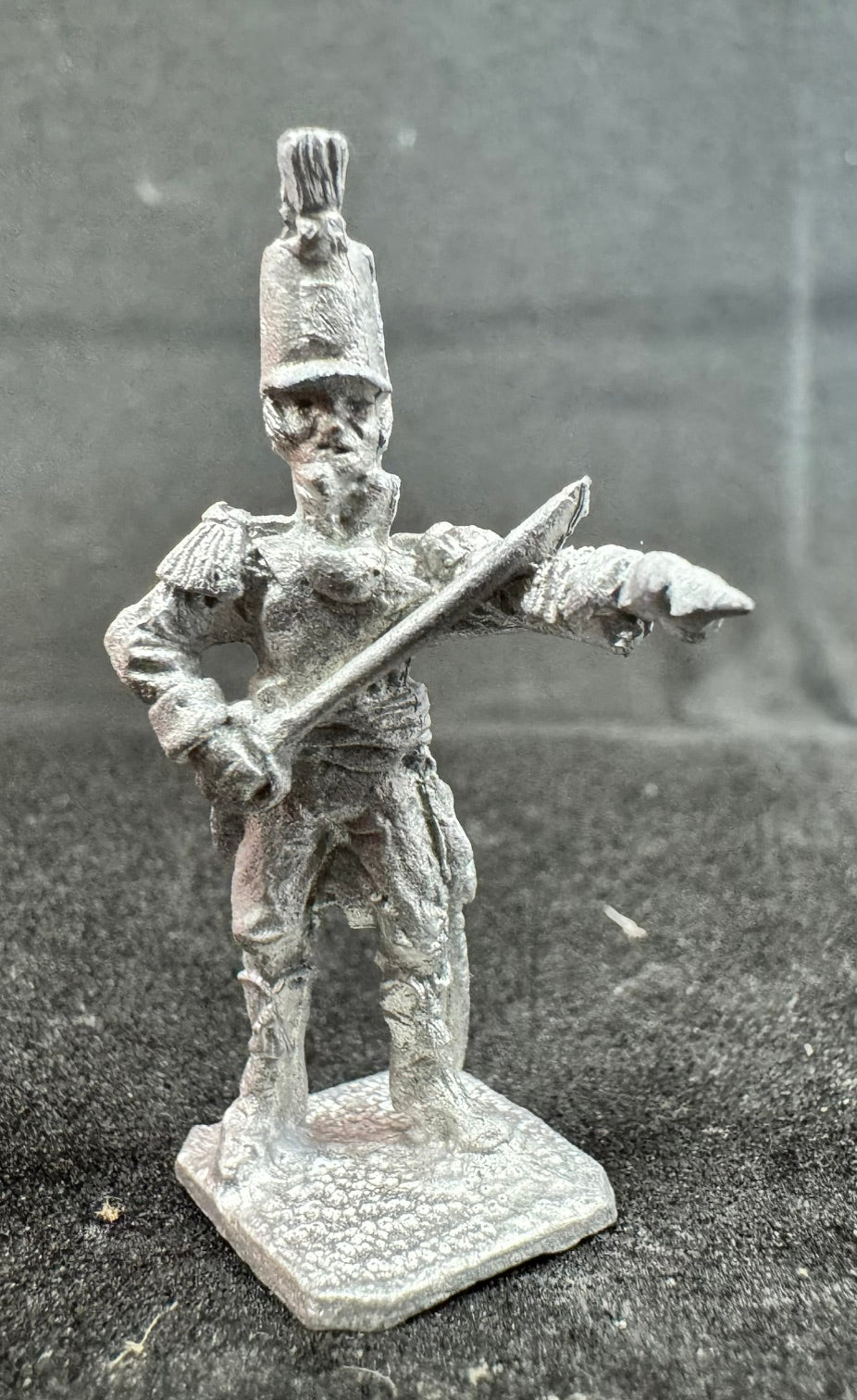 BIC-BN030 - Foot Artillery Officer, stovepipe shako