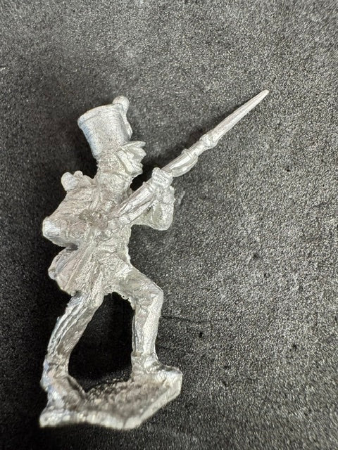 CON-A010 - Grenz advancing