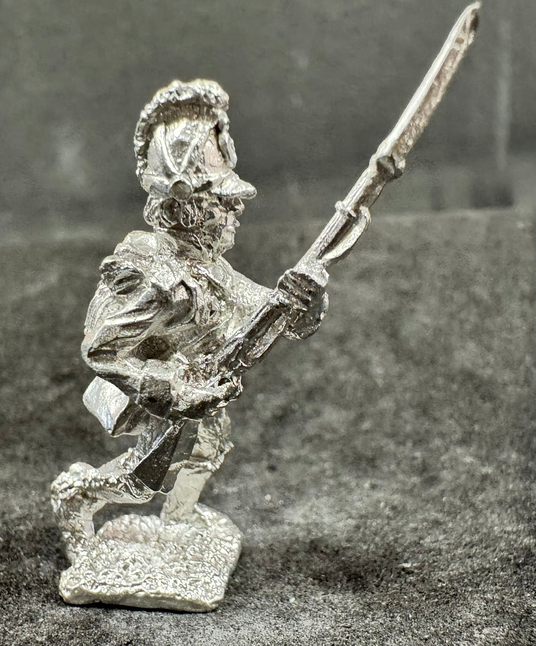 CON-BA002 - Fusilier charging