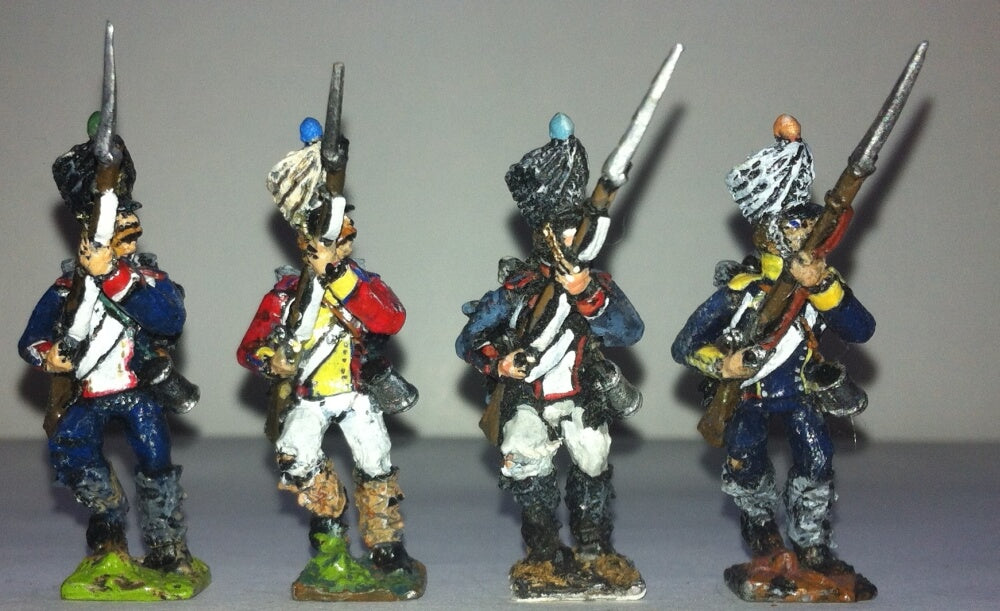 CON-F024c - Fusilier with covered shako charging