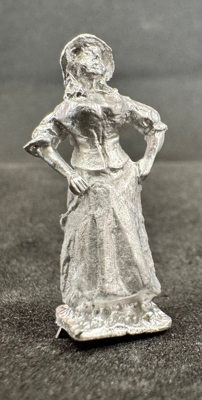 CON-PW010 - Woman walking