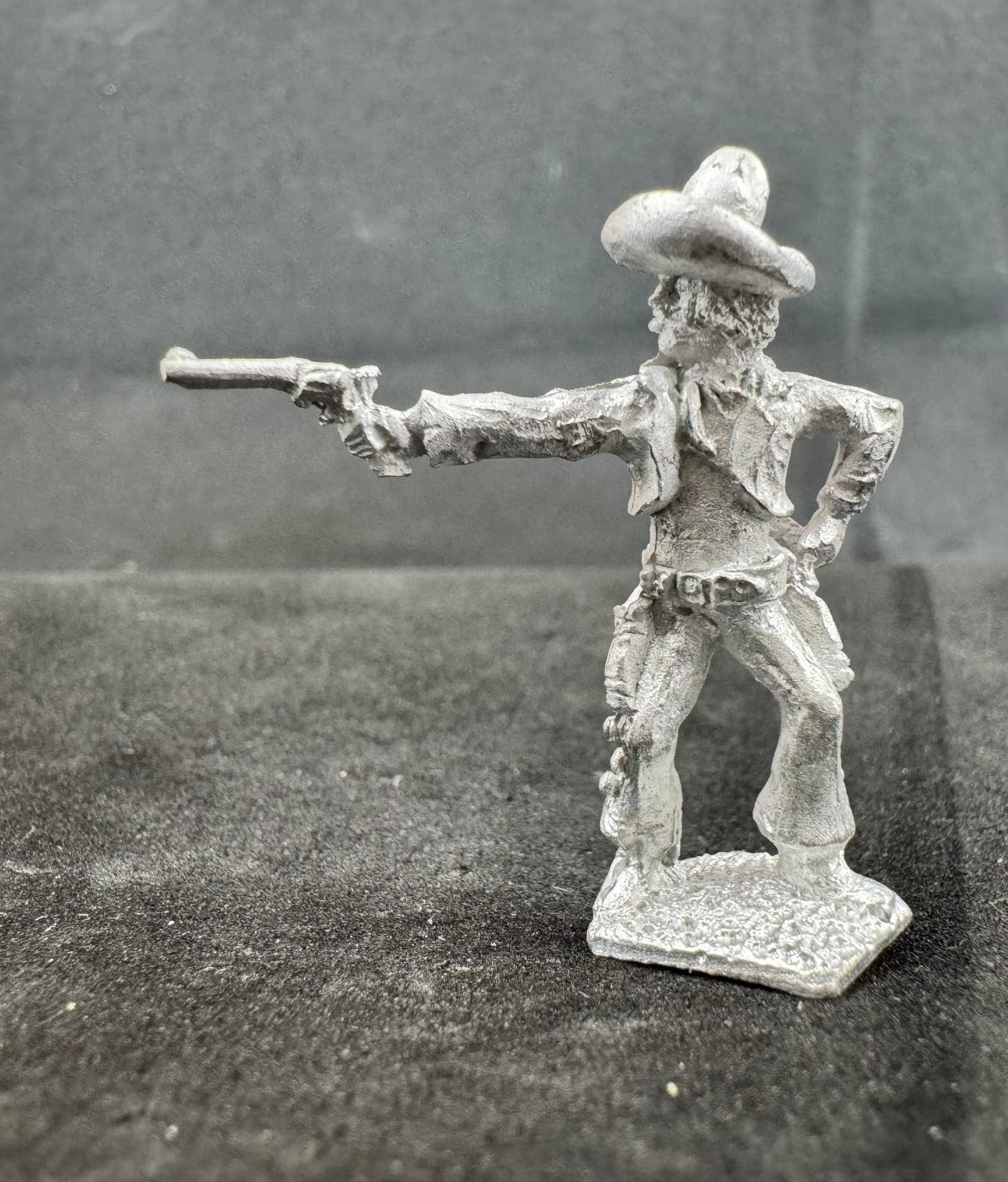 CON-PW013 - Mexican firing pistol