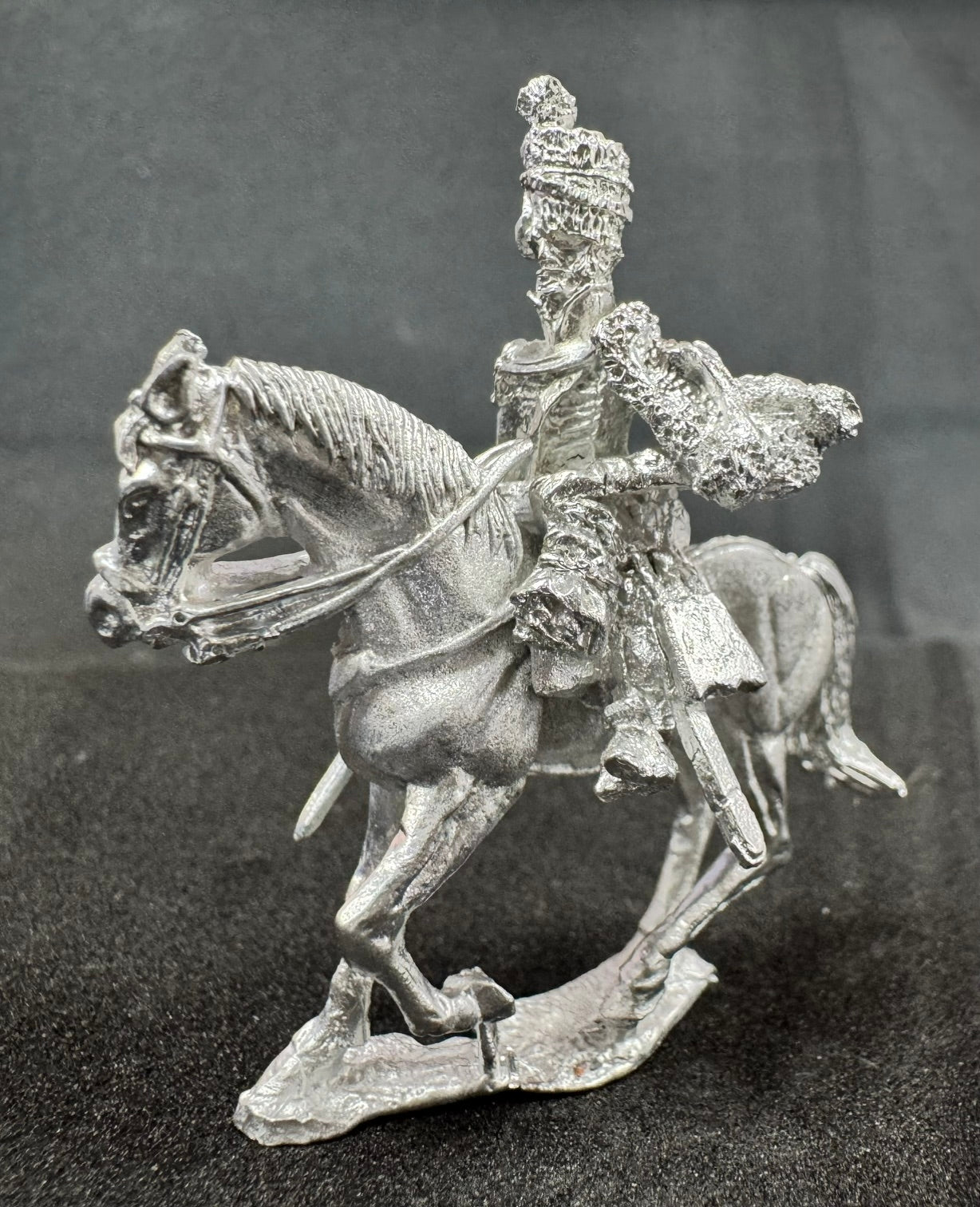 CON-B001C - Hussar in busby