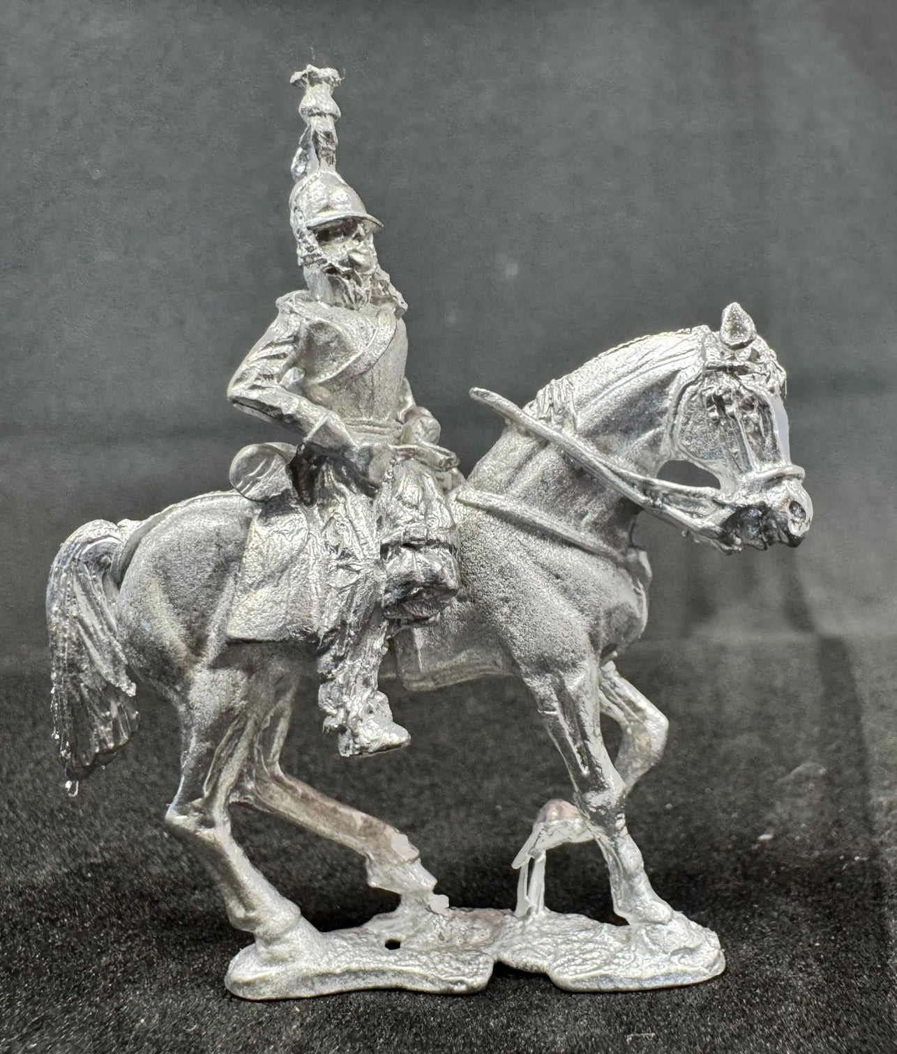 CON-B011C - Heavy Dragoon Officer