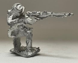 CON-AC029 - Kepi, kneeling firing with pack