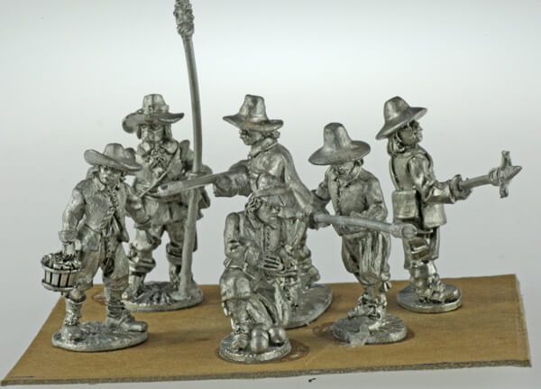 BIC-ECWA005 - Artillery Crew Loading/firing