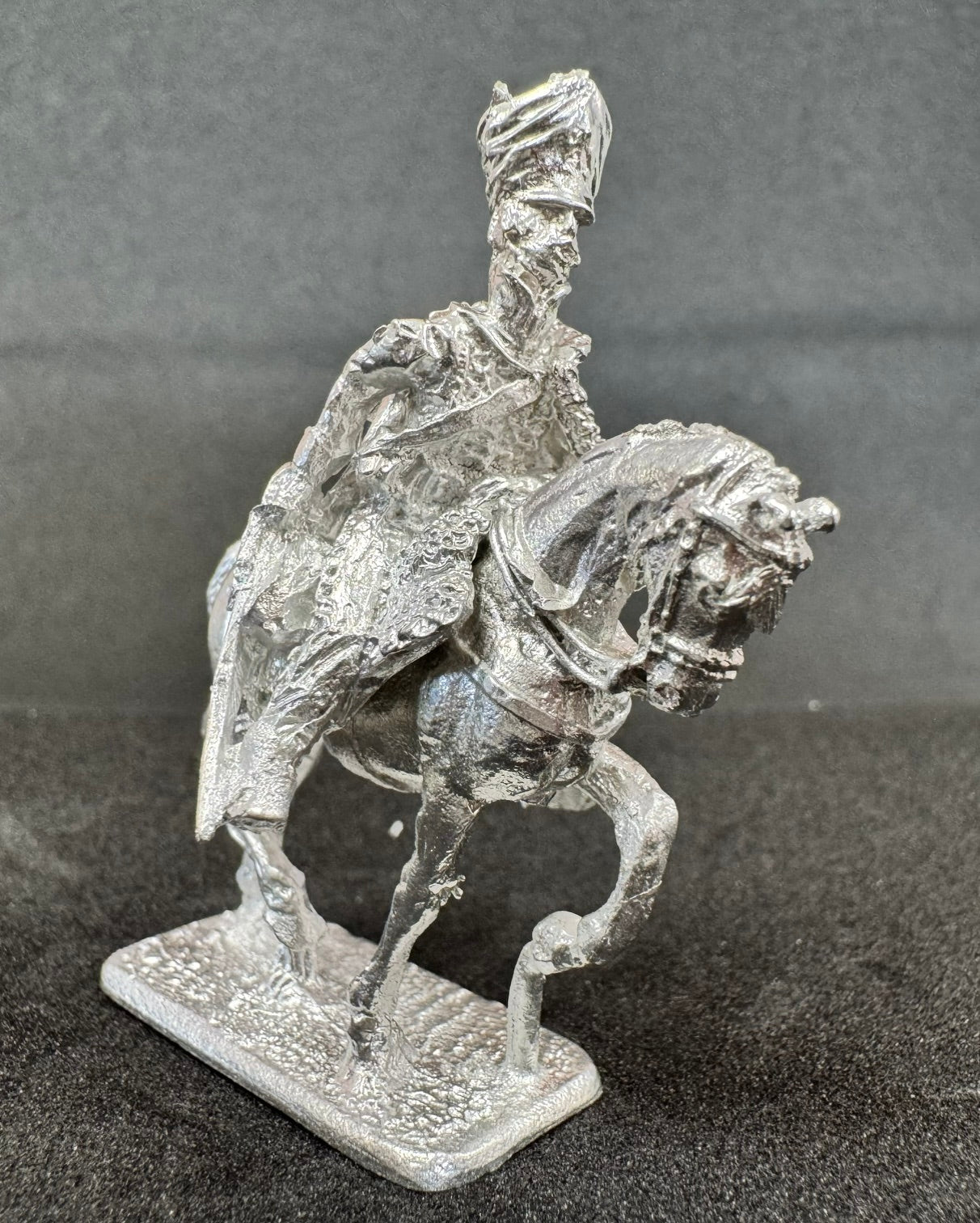CON-P004C - Hussar